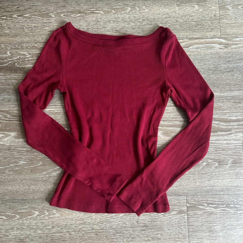 Universal Thread Fitted Red Long Sleeve Shirt
